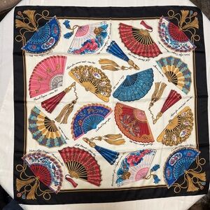 Vintage Avon Hand Fans of the World Scarf. Made in Italy Excellent Condition